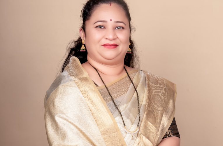 सार्वजनिक नवदुर्गा नवरात्र उत्सव मंडळाच्या अध्यक्षपदी सुषमा देविदास कडू यांची निवड